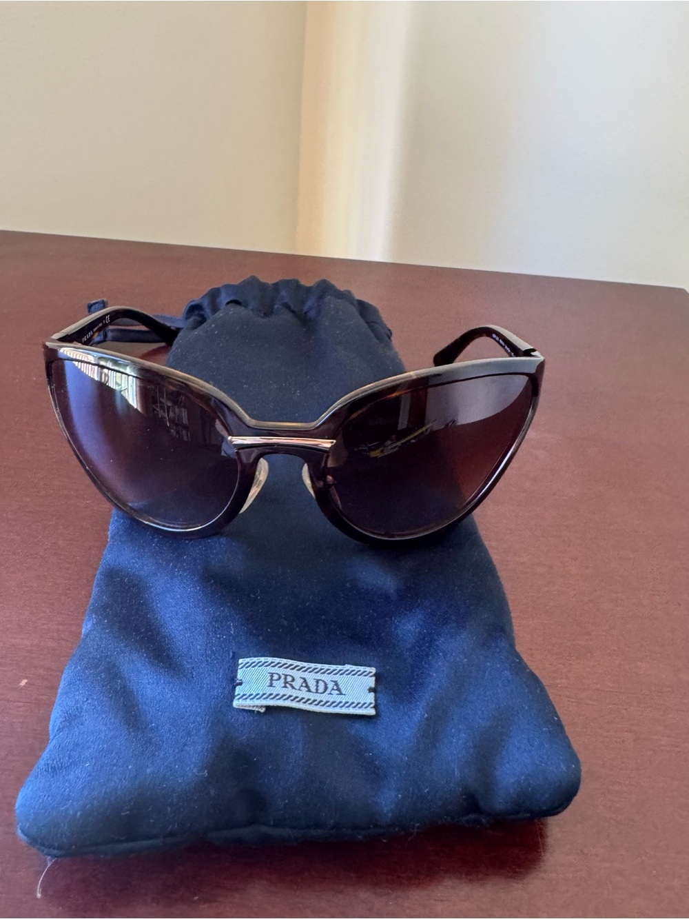 Authentic Prada Women’s Tortoiseshell Sunglasses - Brown Gradient
